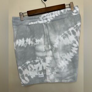 Hollister XXL Grey & White Tie-Dye Heavyweight Athletic Shorts - 4.5” Inseam
